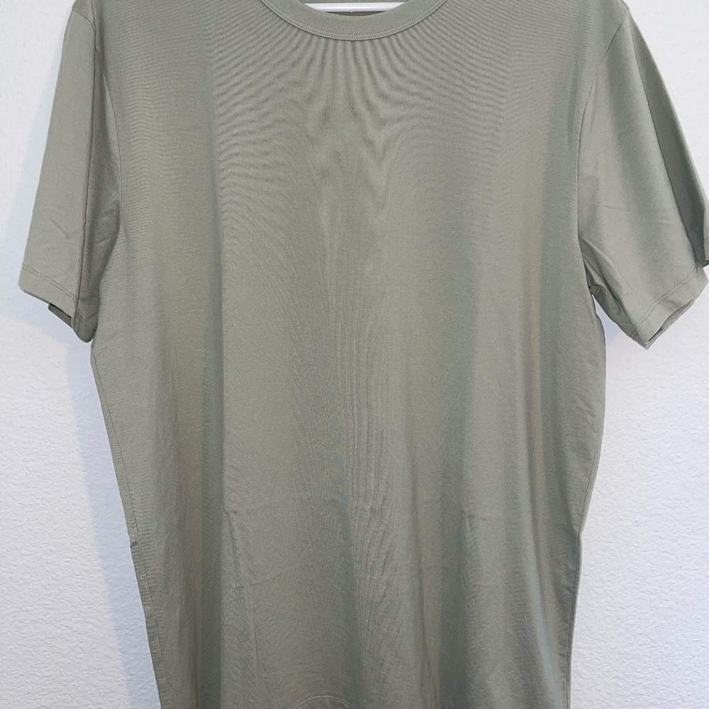 Lululemon The Fundamental T-Shirt